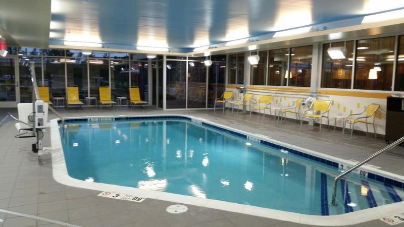 Fairfield Inn & Suites By Marriott Plattsburgh Luaran gambar