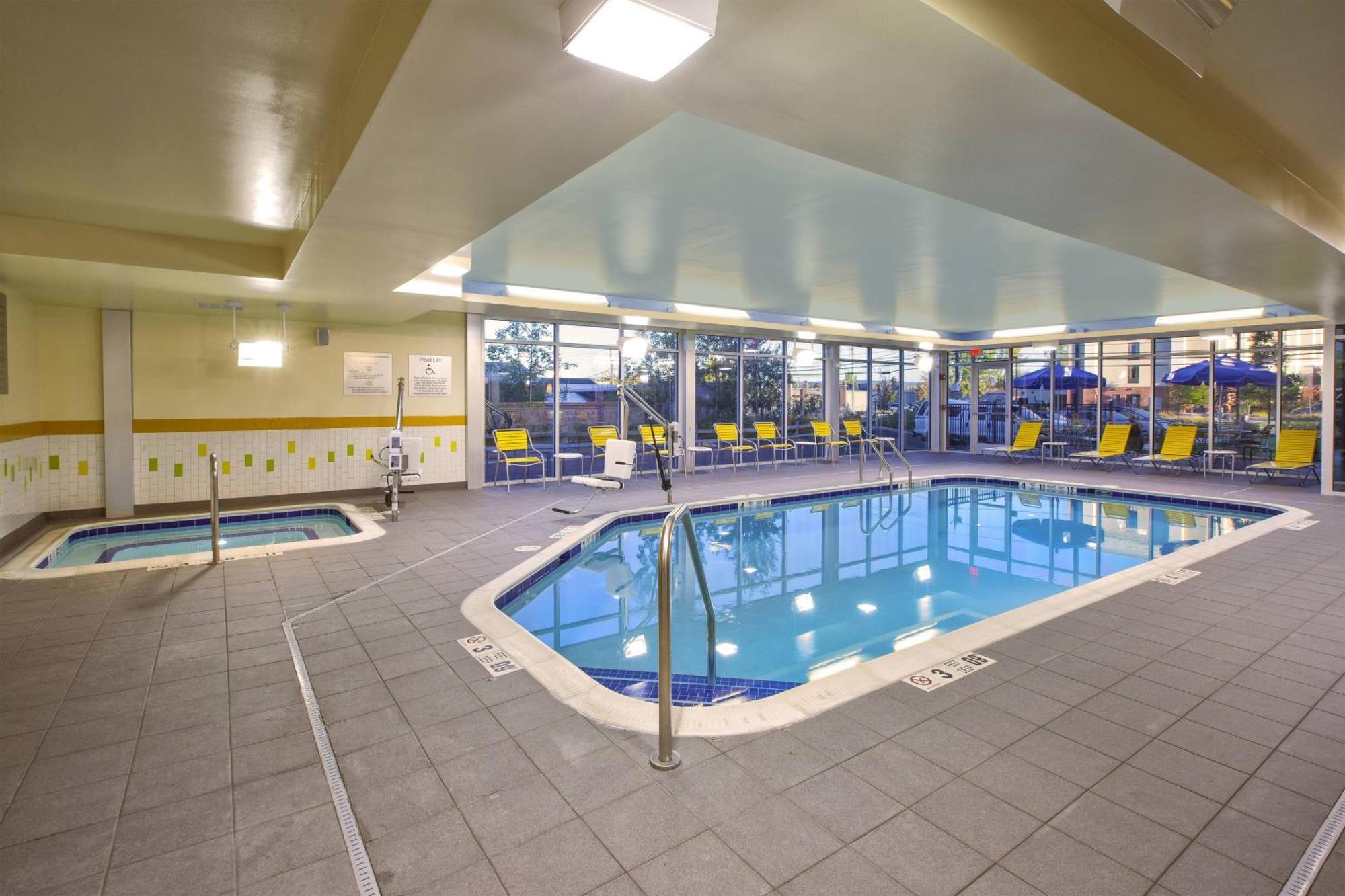 Fairfield Inn & Suites By Marriott Plattsburgh Luaran gambar